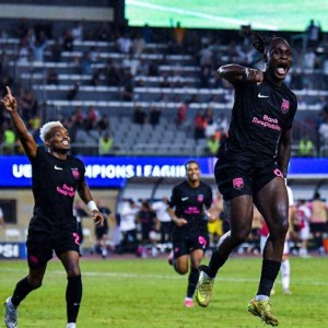 6-4！亚洲劲旅首进欧冠正赛：连追4球大逆转 补时绝平 加时赛制胜